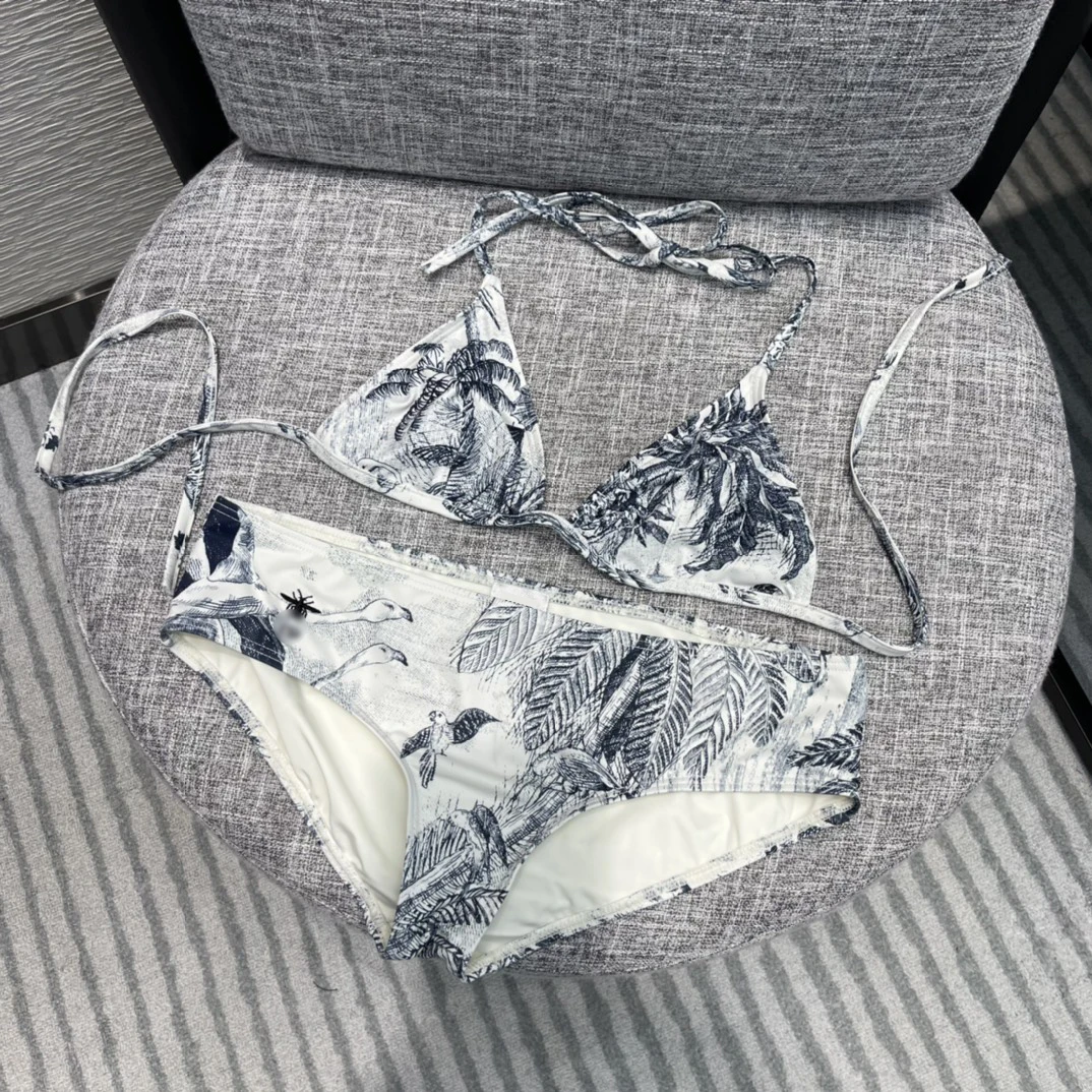 

Купальник-бикини с принтом пальмы, комплект для плавания, летняя пляжная пикантная одежда с вышивкой CD, пчела, для серфинга и дайвинга