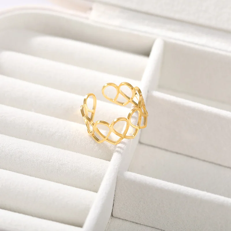 

Stainless Steel Rolling Round Heart Rings For Women Unique Cool Stacking Silver Color Finger Ring Fashion Jewerly Gift 2021