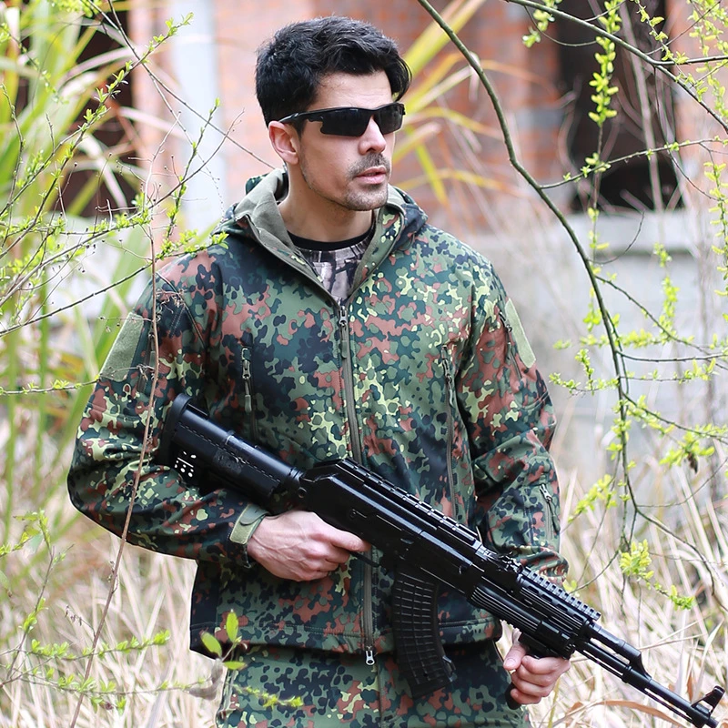 

Outdoor Tactical Military Jacket Men TAD Softshell Fleece Camouflage Waterproof Jacket + Pants Camping Hiking Hunting Sport Suit