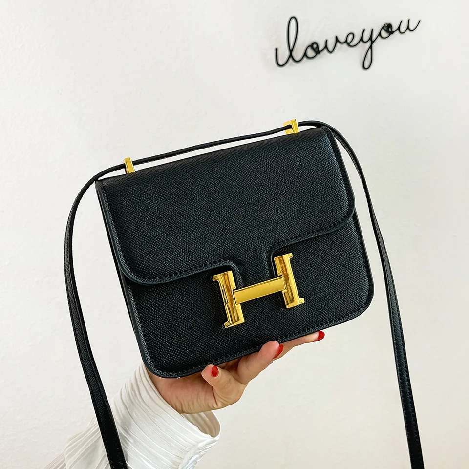 

Бесконечная Очаровательная Женская сумка из высококачественной ткани с металлической пряжкой Новинка 2021 Роскошная брендовая известная ди...