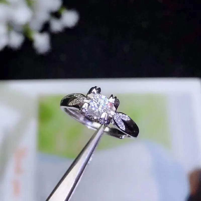 Кольцо из серебра 925 пробы с муассанитом карата|Кольца| |