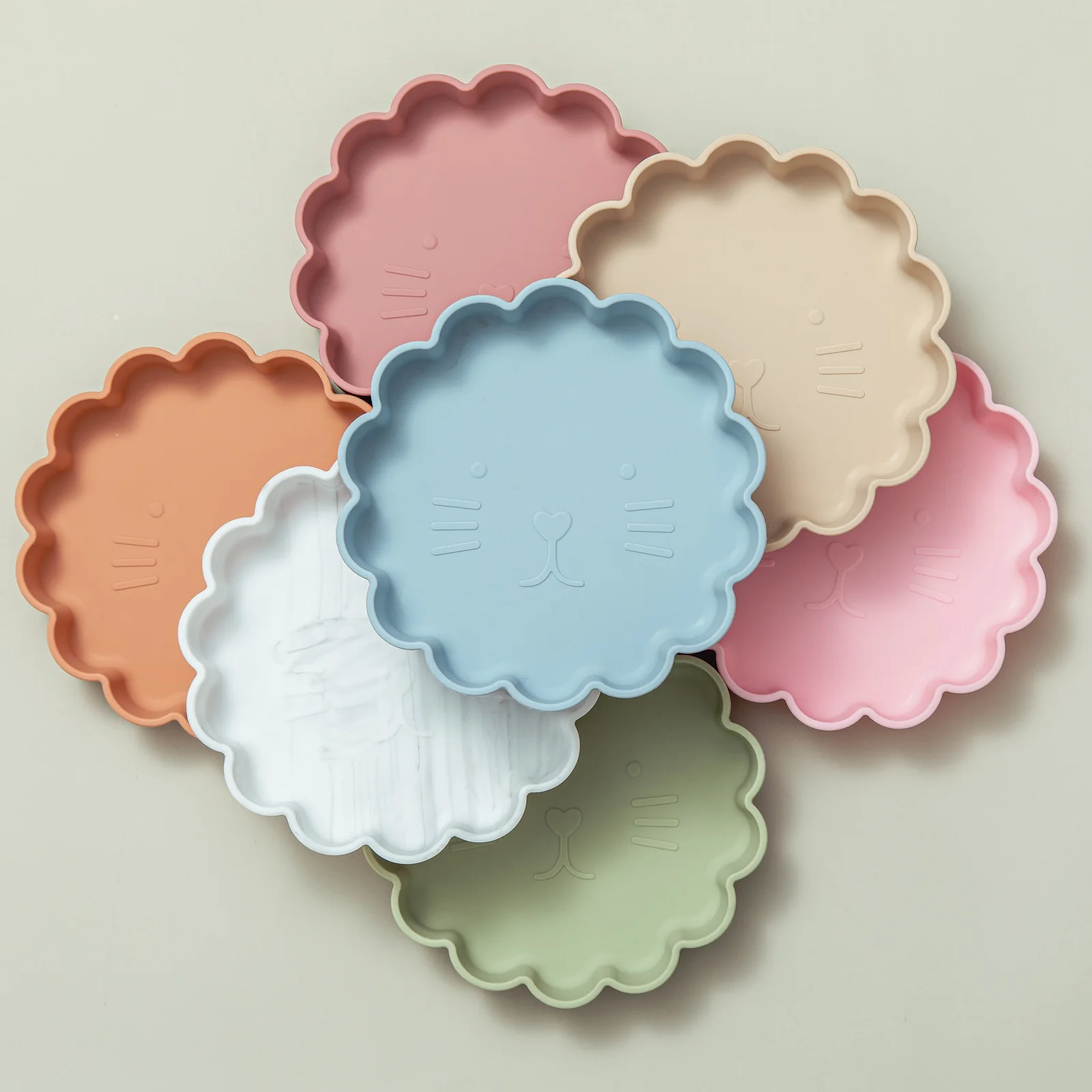 

Baby Safe Silicone Dining Plate Non-slip Cartoon Lion BPA Free Feeding Baby Bowl Edible Tableware Children's Dishes Gifts