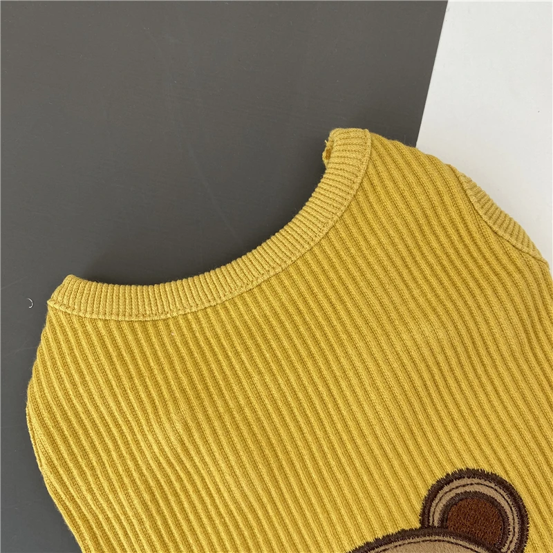 

2021 New Pet Clothes Spring and Summer Thin Style Cotton Cute Bear Dog Sleeveless Vest Perro Clothes Dog Clothing chihuahua
