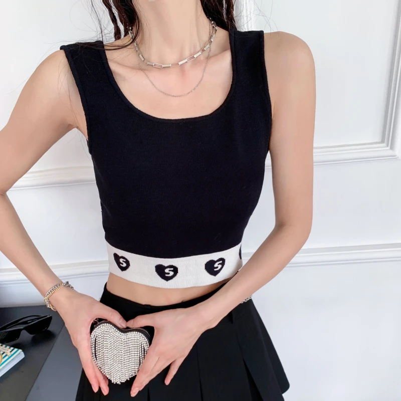 

HELIAR Women Knitted Crop Tops Tanks Sweet Heart Camis Women Spaghetti Solid Crop Tops Women Crop Tank Tops 2021 Summer