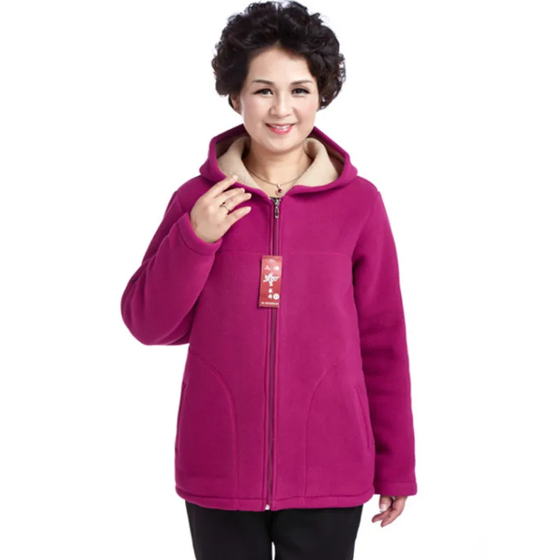 Куртка женская флисовая с капюшоном свитшот плюшевой подкладкой для бабушек и