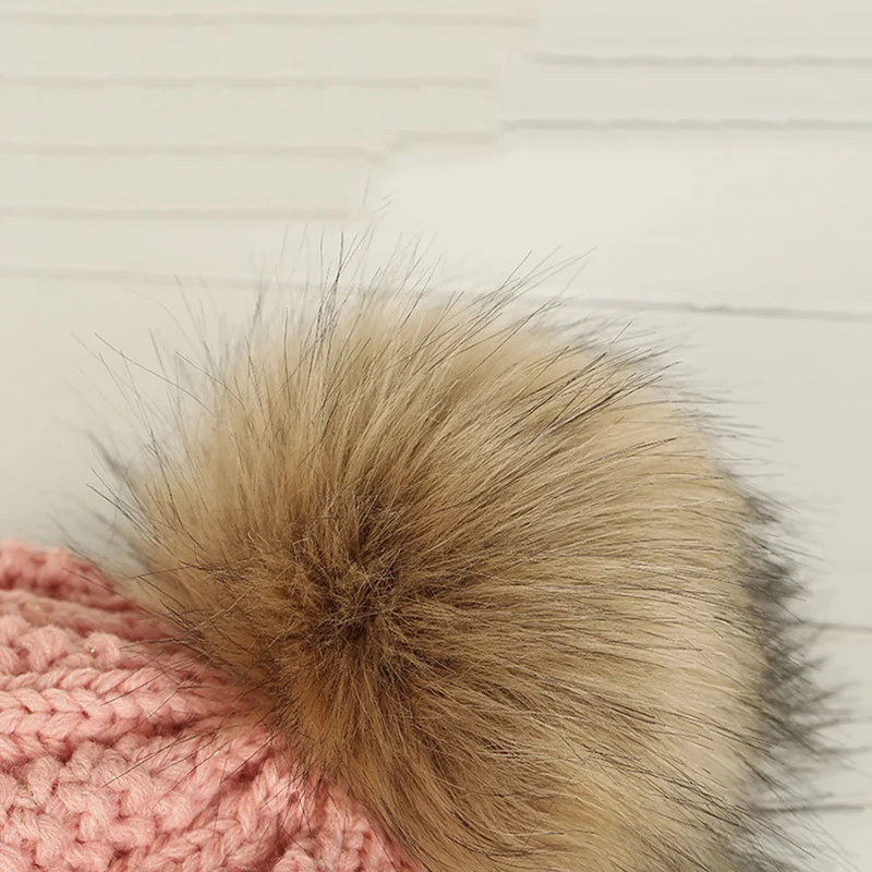 

Autumn And Winter Letter Hair Ball Plus Velvet Thick B Standard Warm Ear Protection Wool Knitted Hat