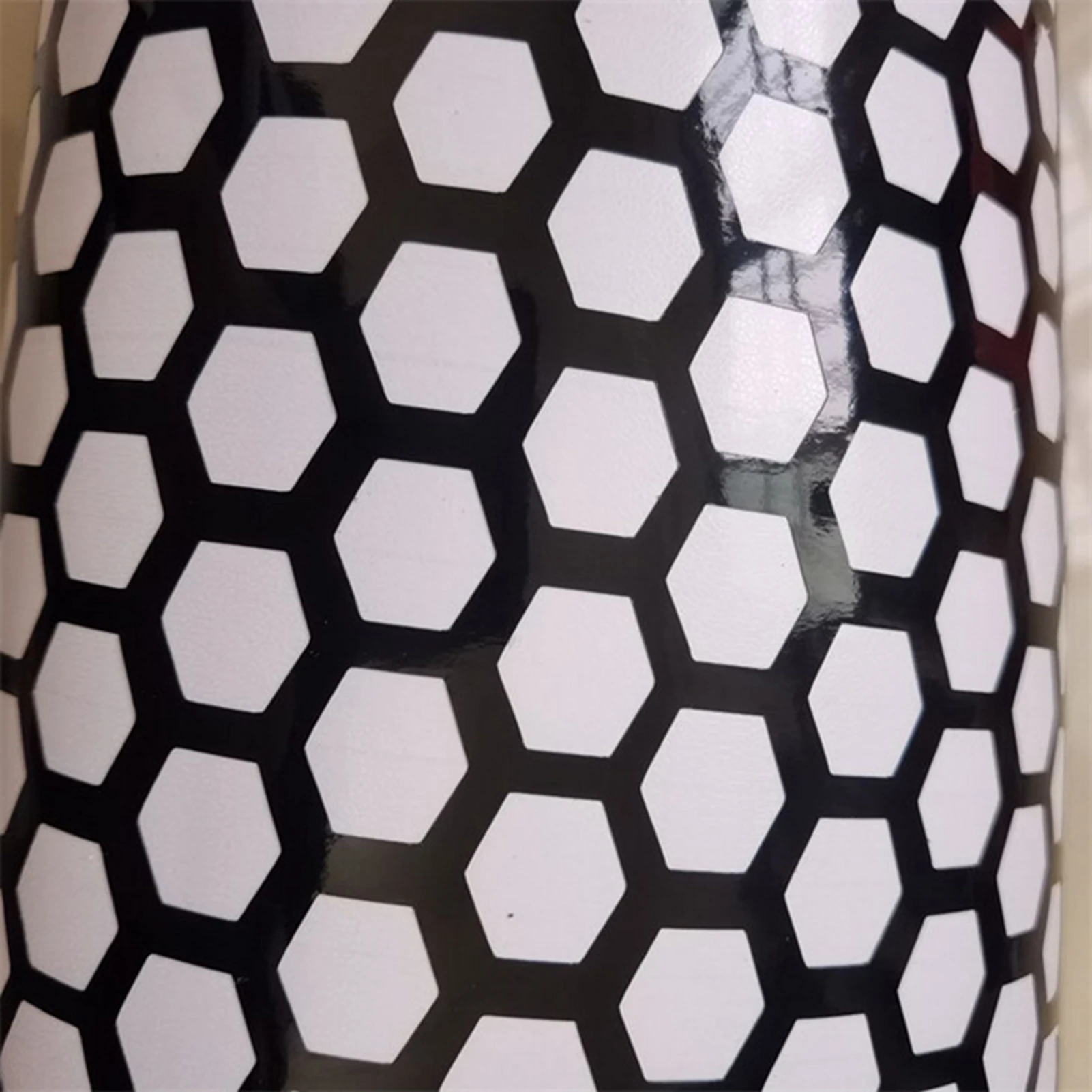 Ажурная сотовая наклейка на заднюю фару автомобиля универсальная задсветильник