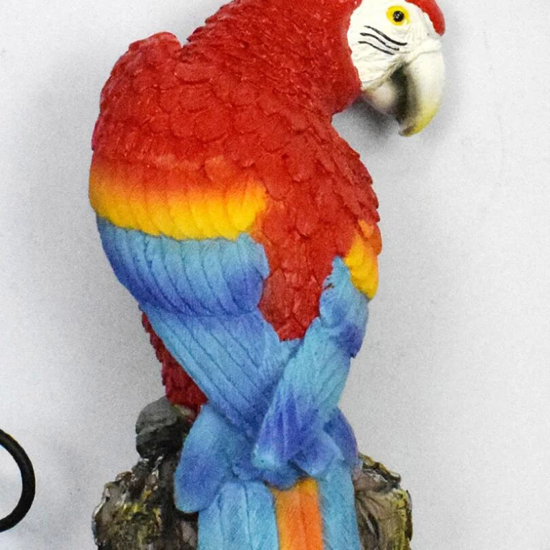 

Solar Powered Parrot Bird Mascot Blue Red Yellow Resin Life-Like Animal Decorative Lamps for Garden Yard Lawn Outdoor Lighting