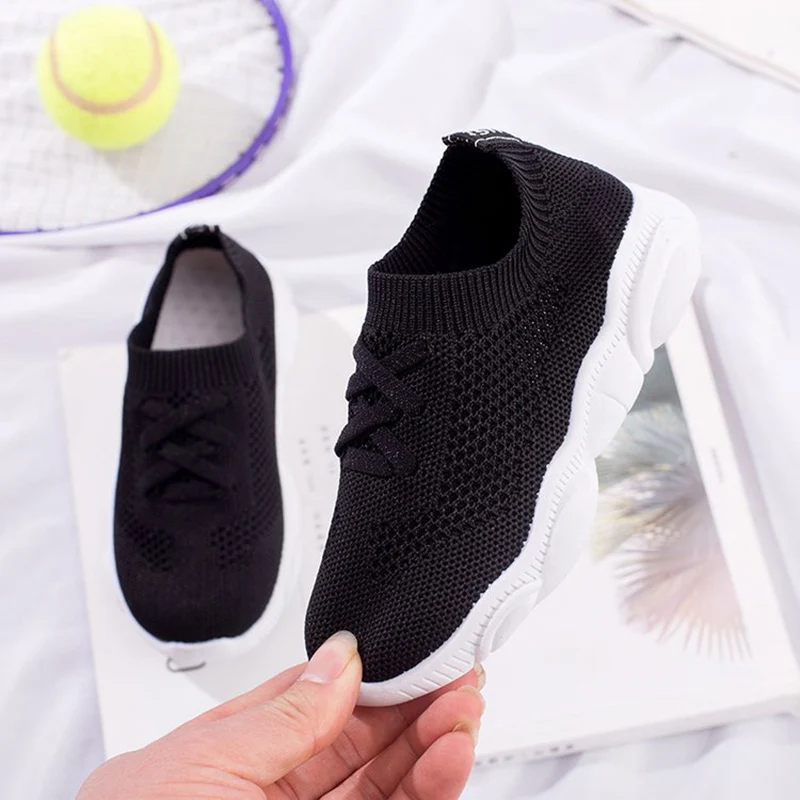 Новинка 2019 г. Детские кроссовки модная детская обувь на плоской подошве для