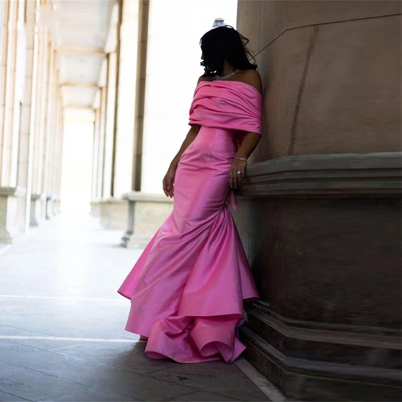 

Атласное Вечернее платье с открытыми плечами, розовое вечерние ничное платье в пол с юбкой-годе, на молнии, с оборками, в стиле Саудовской Аравии, для выпускного вечера