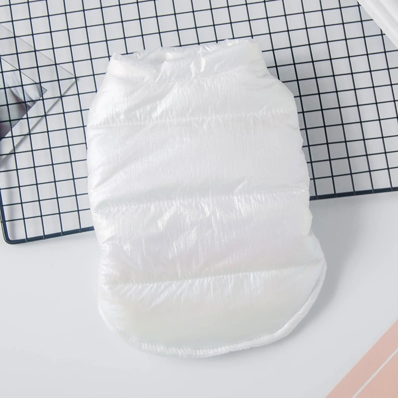 Теплая зимняя одежда для собак французской бульдоги Pagjiwa Wayork с отражающей поверхностью и многоразовой рубашкой в радужной расцветке.