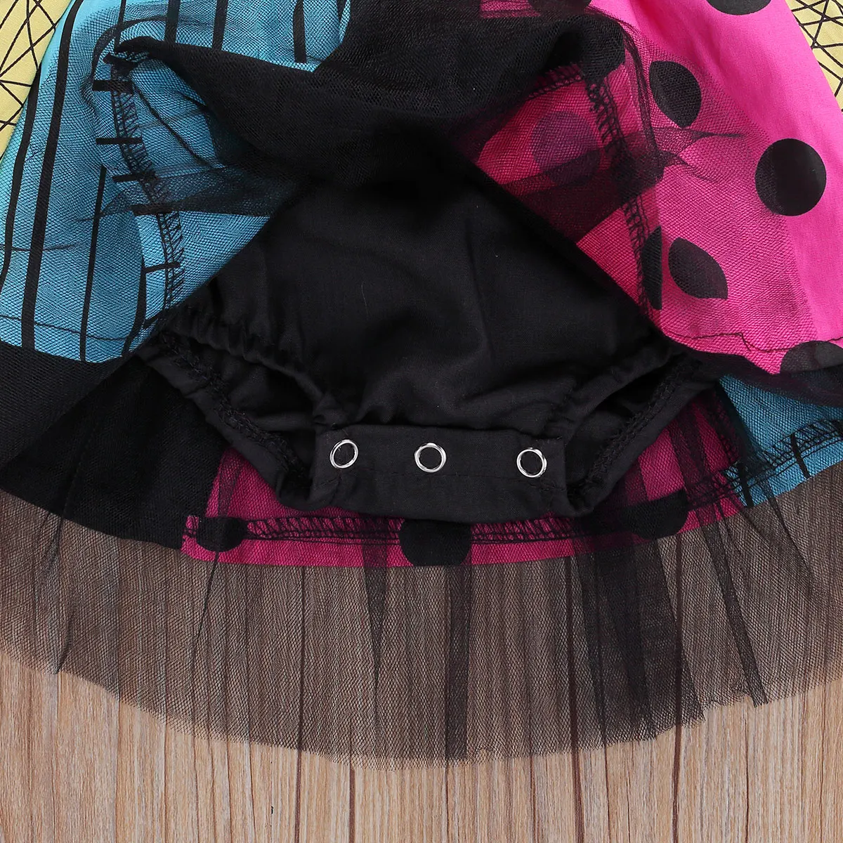 Комбинезон с юбкой для новорожденных Разноцветная одежда v-образным вырезом и