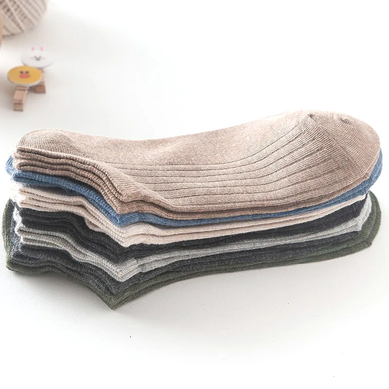 

7 Pairs Man Socks Breathable Sports socks Solid Color Boat socks Comfortable Cotton Ankle Socks White Black