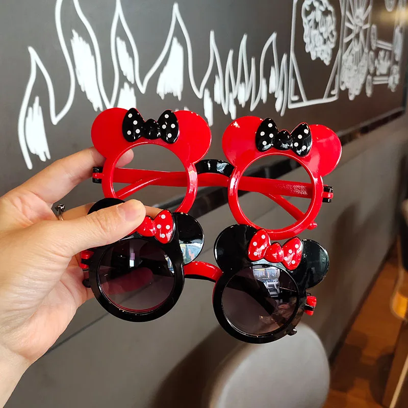 

Disney Mickey Mouse Children's Sunglasses Kids Mickey Flip Shape Glasses Summer Sunscreen Sunglasses