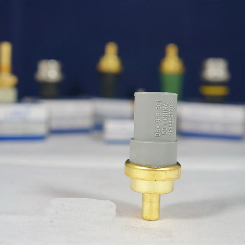 

Штепсельная Вилка детектора температуры воды для V-olkswgen 06A 919-501