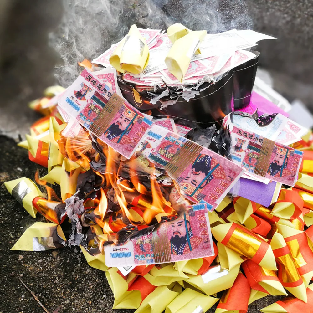 

10 Sets Chinese Qingming Festival Ghost Money 10000 Trillion Yuan Joss Paper