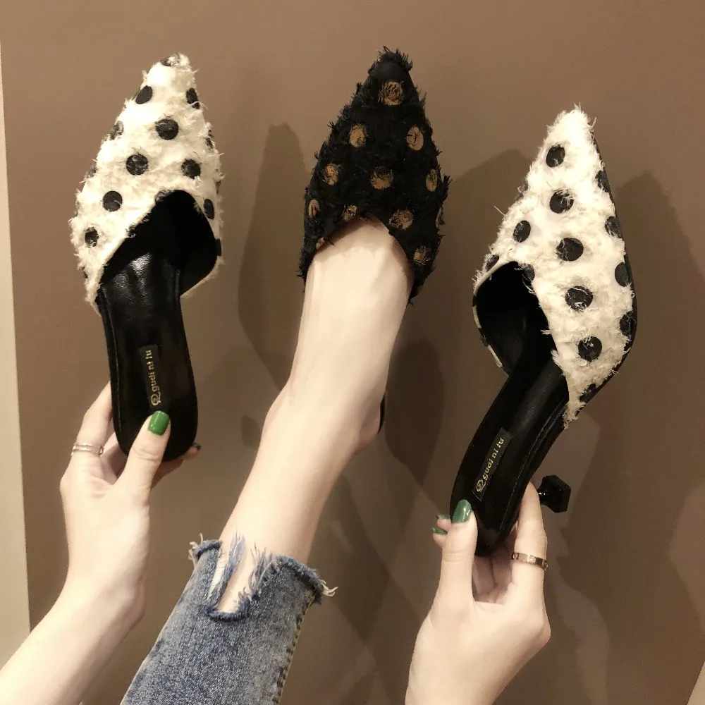 Брендовые туфли без задника на высоком каблуке в странном стиле классические