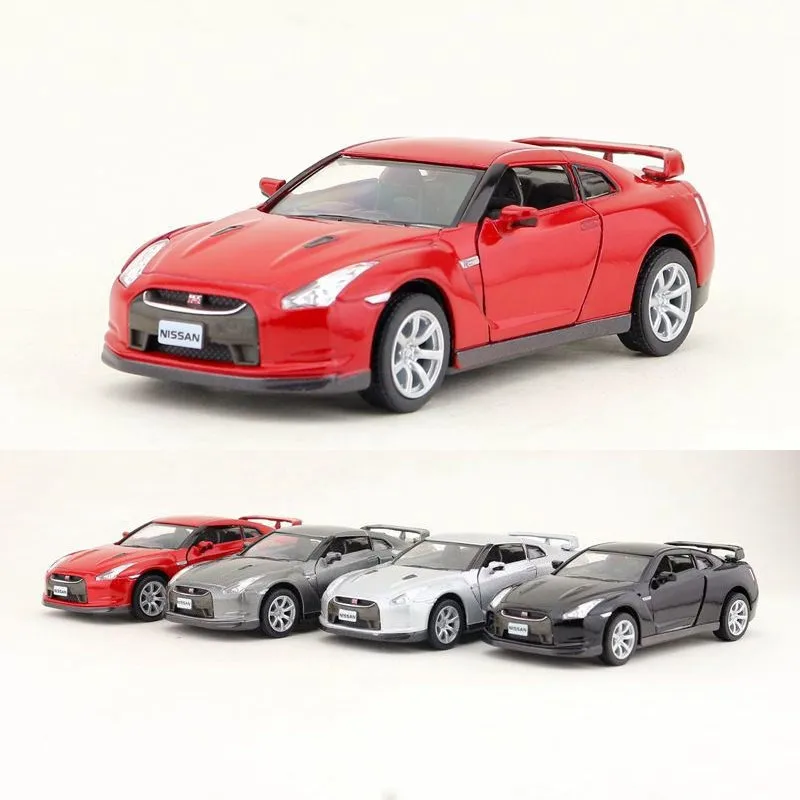 1:36 Scale KiNSMART Toy Diecast Model 2009 Nissan GT-R R35 Pull Back Doors Openable Car Educational Collection Gift For Kid