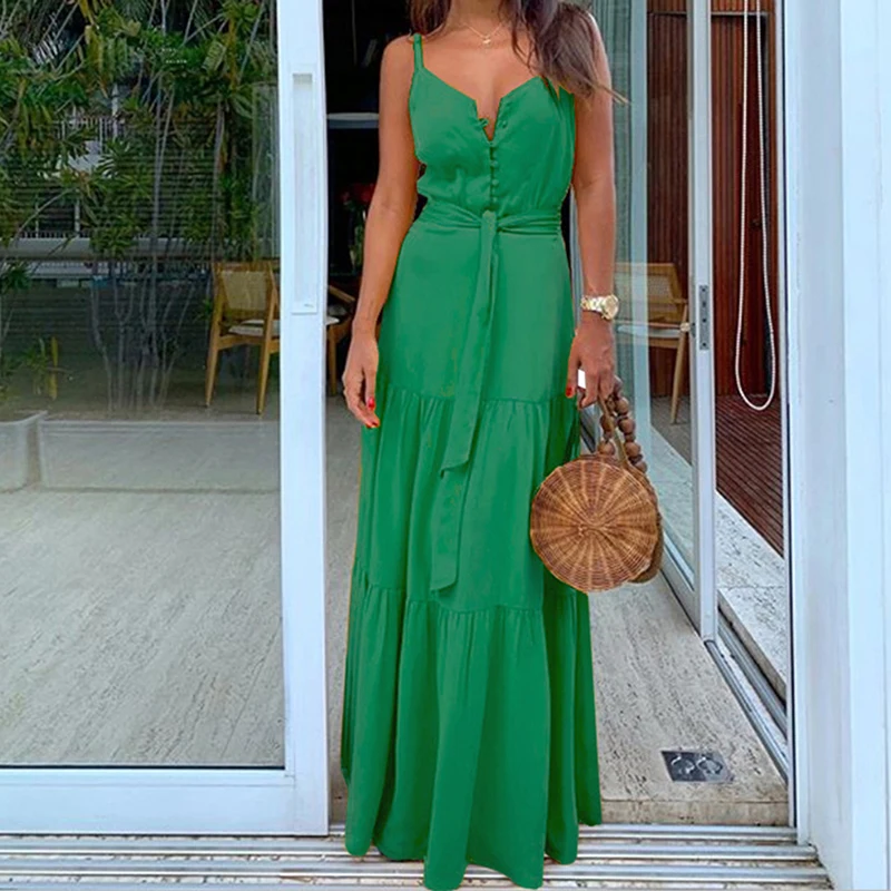 Женское летнее платье в стиле бохо без рукавов на бретельках с v образным вырезом