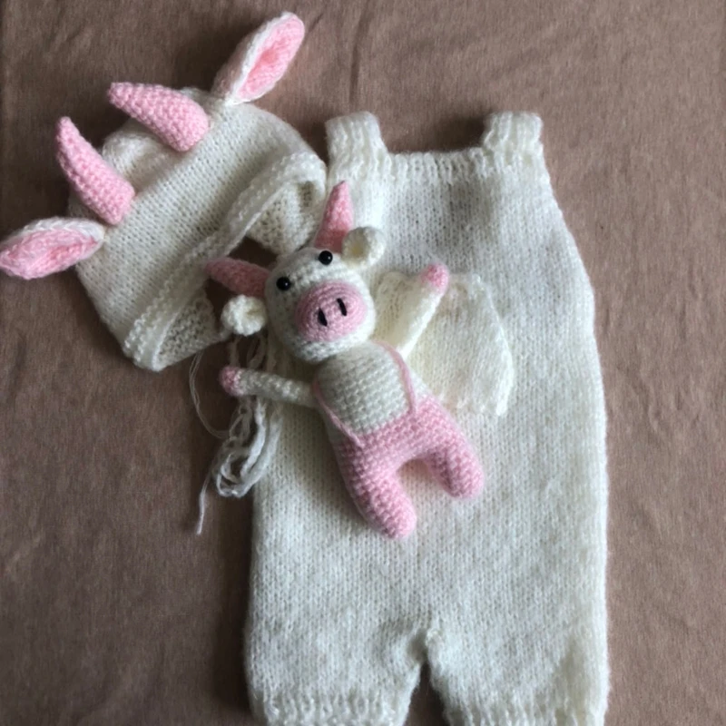 

3Pcs/Set Newborn Infant Baby White Pink Cow Ox Photography Props Knitted Sleeveless Pocket Rompers with Beanie Hat Doll