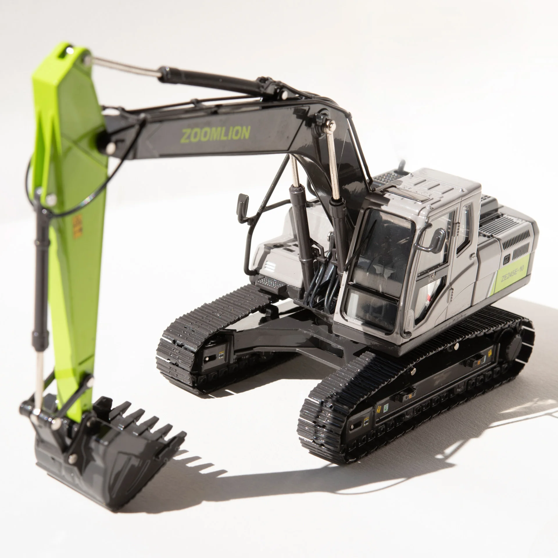 Компания ZOOMLION 1:43 ZE245E-10 экскаватор игрушка