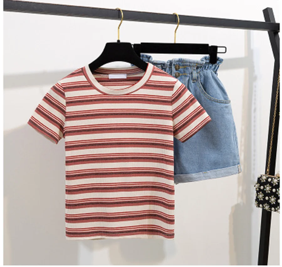 Женский комплект из 2 предметов футболка с коротким рукавом и шорты в полоску