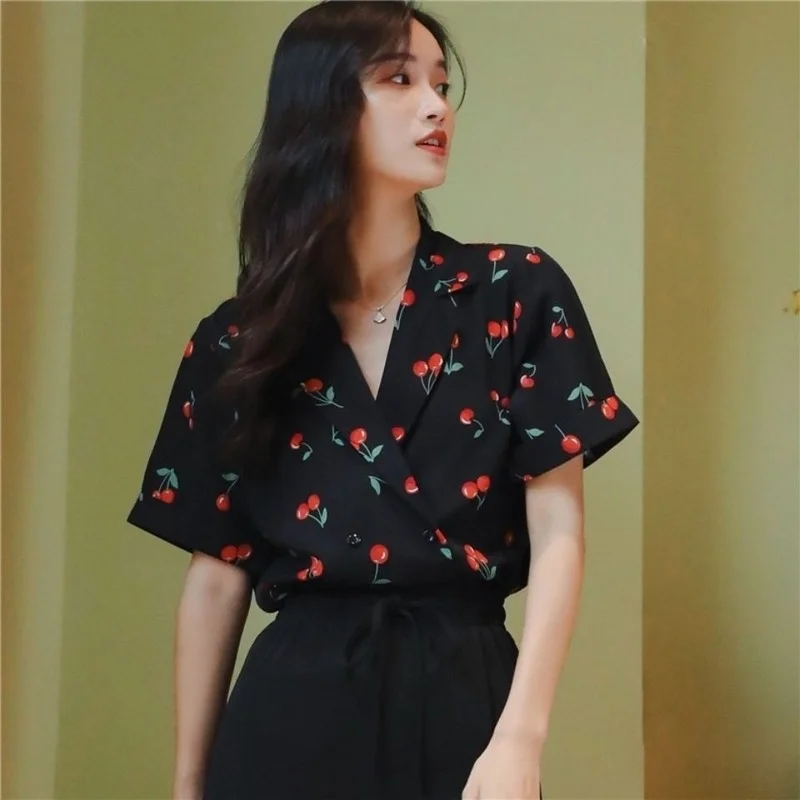 

MINGLIUSILI Vintage Shirt Women 2021 Summer Fashion Plus Size Button Up Shirt Short Sleeve Korean Style Print Women Clothing