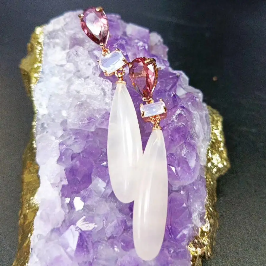 Женские длинные серьги подвески с натуральным камнем позолоченные