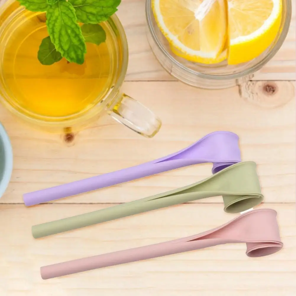 

Minimalistic Washable Turn On with One Click Tableware Straw for Kitchen