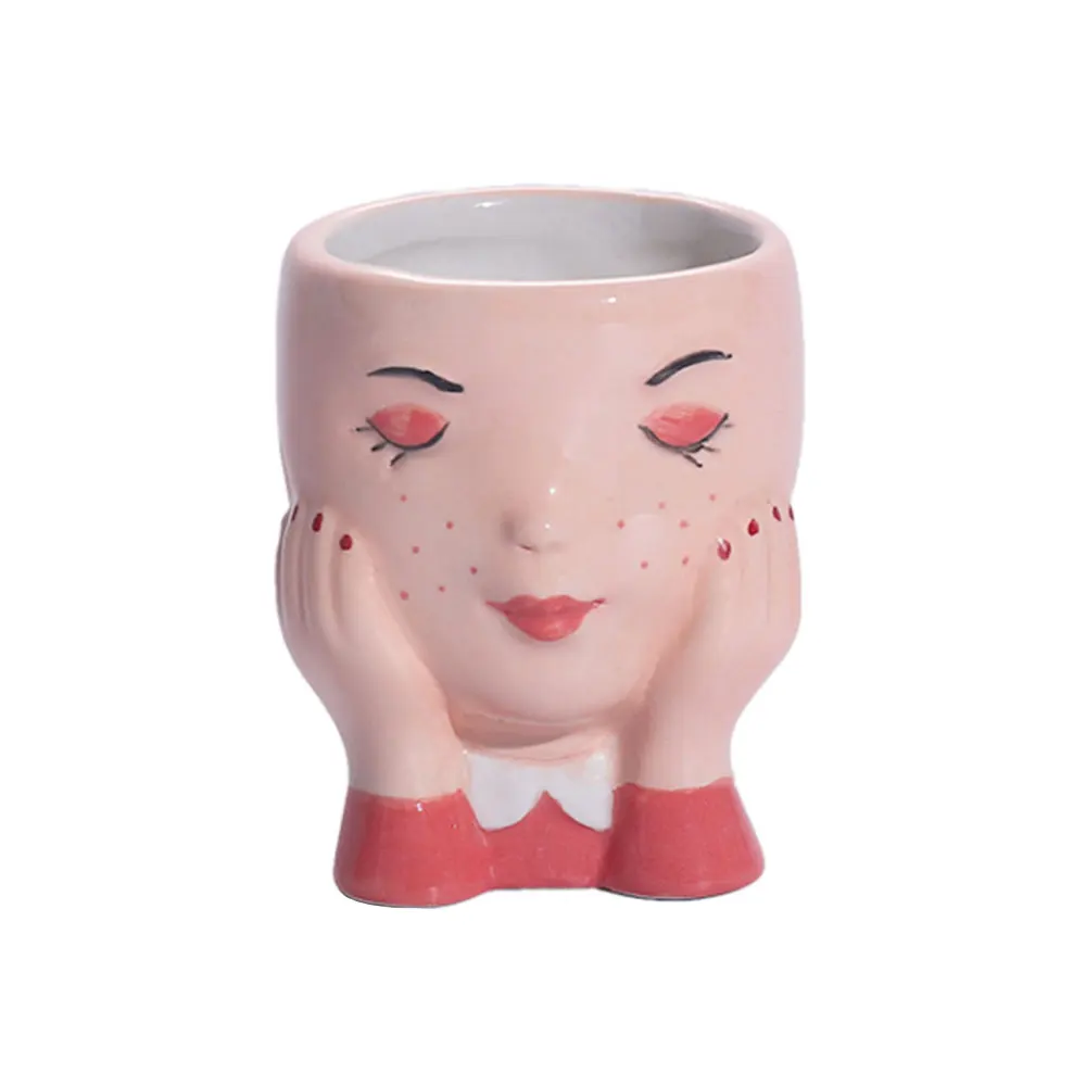 Художественный портрет растения ваза скульптура человеческое лицо семейный