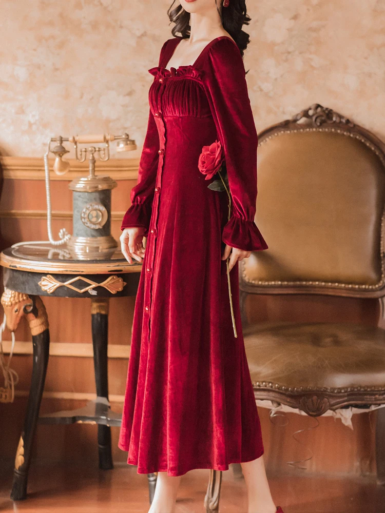 

Chunshang Spring 2021 High Quality Elegant Princess Knee Long Red French Medieval Fashion Party Palace Gold Velvet Retro Dress