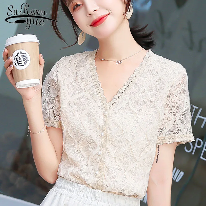 Женская блузка с коротким рукавом и v-образным вырезом однотонная розовая