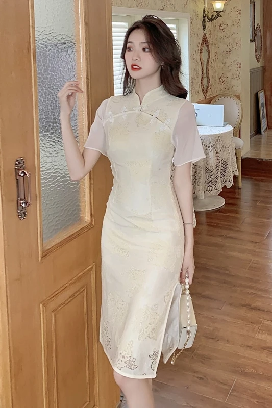 

COIGARSAM Chinese Style Women dress New Summer Cheongsam Vintage Long Dresses Apricot 9620