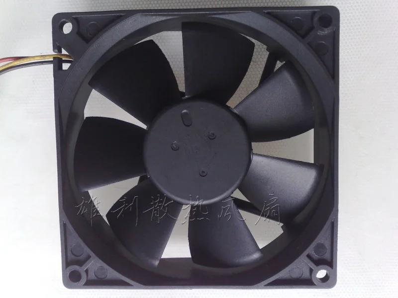 

NEW AFB0912HH 9025 9CM 12V 0.40A 3wire Motor protection cooling