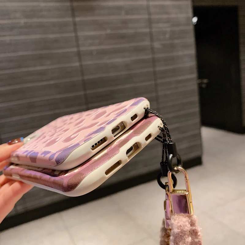 

Quality leopard case For Huawei Mate 30 pro fashion soft back cover P30 P40 pro popular relief phone shell Mate 40 fluffy strap