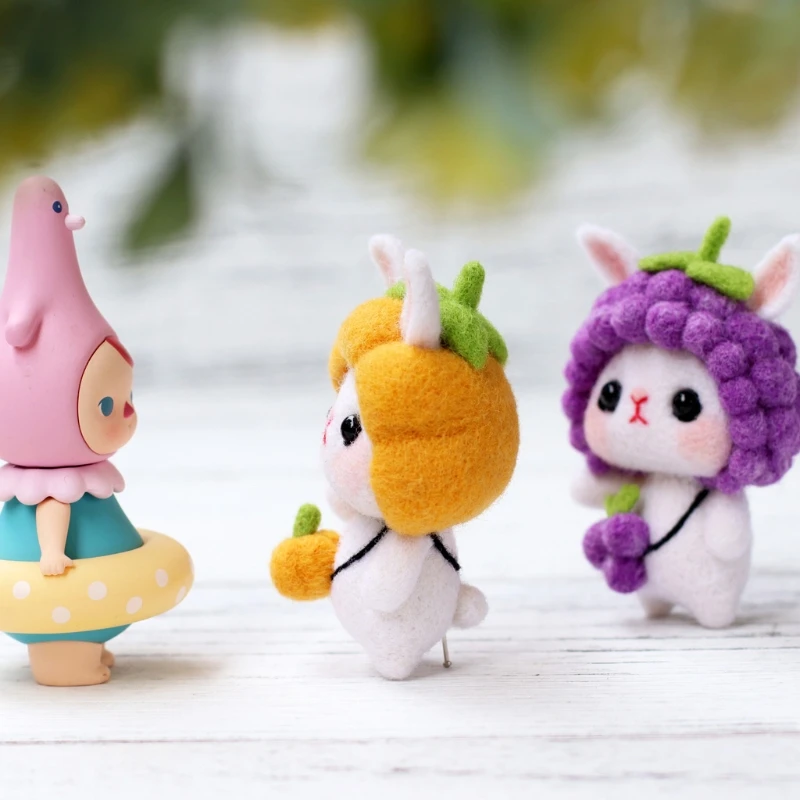 

2021 New Cute Animal Rabbit Wool Felt Doll Handmade DIY Unfinished Poked Set Knitting Package Needle Material Bag