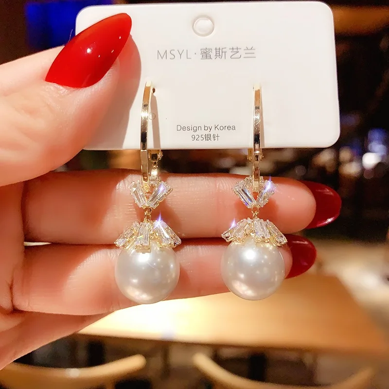 

2021 New Korean Fashion White Pearl Drop Earrings for Women Round Zircon Wedding Earrings Jewelry Birthday Gift