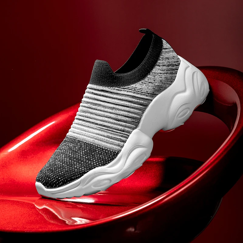 Light Men Running Shoes 48 Breathing Outdooor Gym Jogging  Women Sneakers Big Size 35 Couple Casual Shose Zapatillas De Deporte