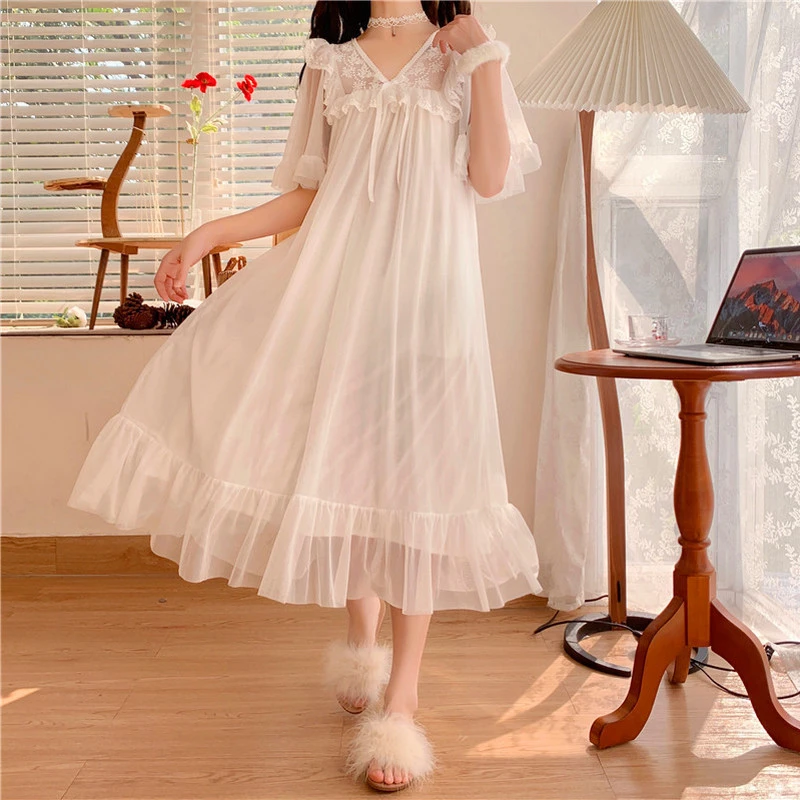Princess Style Nightdress 2021 New Korean Summer Nightgown Vintage Lace White Dress Kawaii Bow Ruffles Sleepdress Soft Home Wear