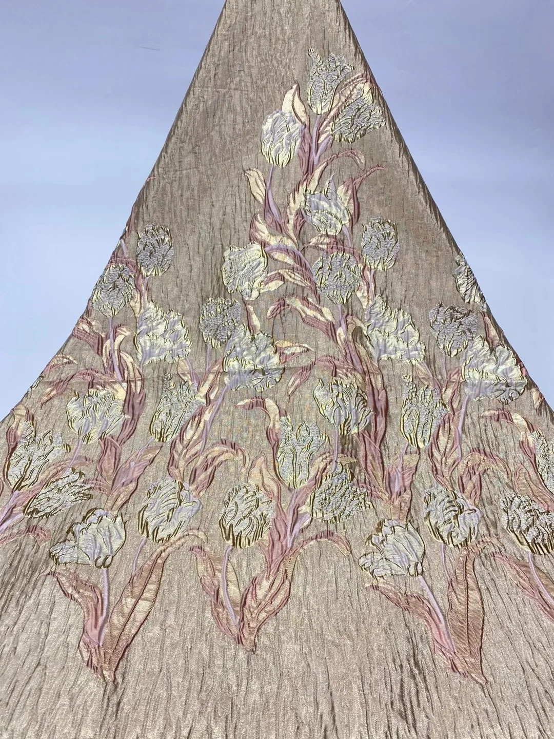 

New Arrival African Brocade Jacquard Lace Fabric High Quality French Lace Fabric Purple Gilding Lace Fabric For Party MD4441