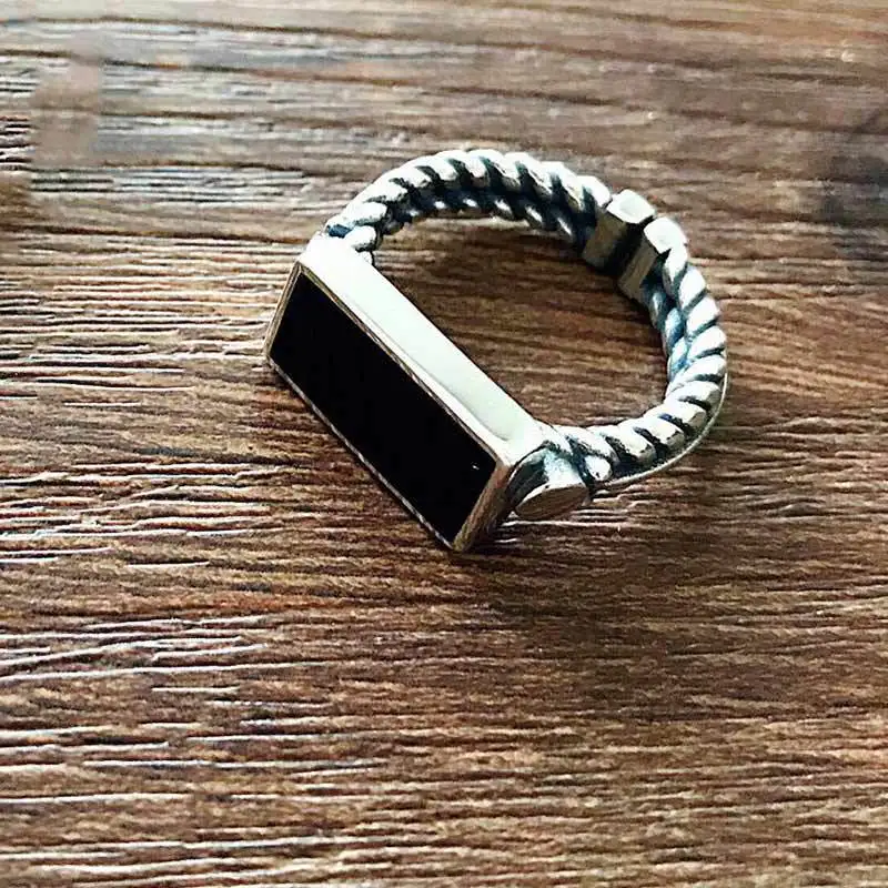 

New Korean version of s925 silver ring women's men's general personality trend black square index finger ring ring hand jewelry