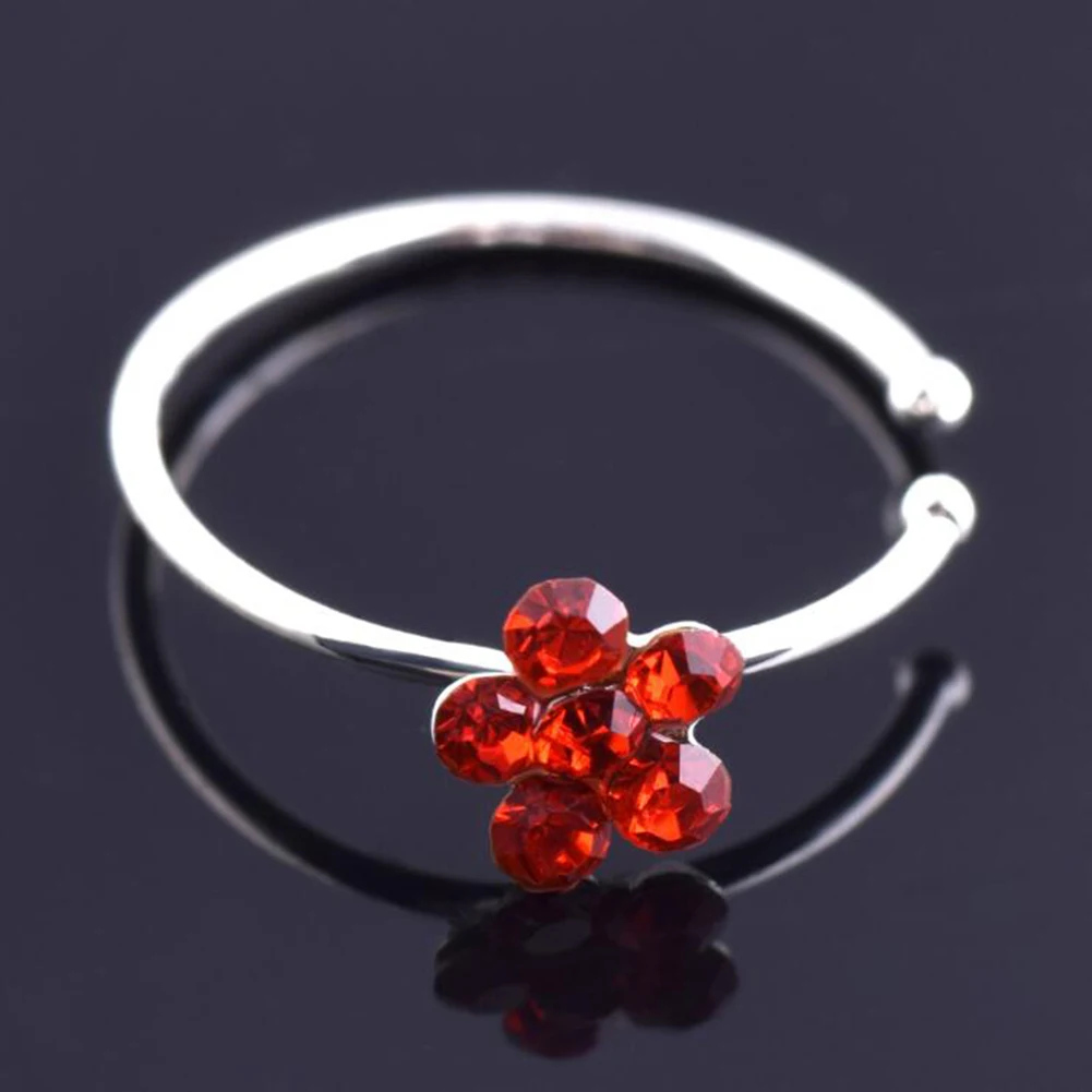 

Men Women Fake Crystal Nose Piercing Body Jewelry Floral Nose Hoop Nostril Nose Ring Tiny Flower Helix Cartilage Tragus Ring