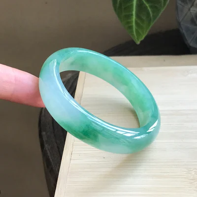 

Zheru Jewelry Natural Burmese Jade Light Green 54-64mm Bracelet Elegant Princess Jewelry Best Gift for Mother and Girlfriend