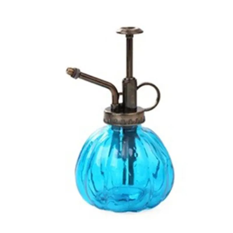 

Vintage Transparent Glass Watering Spray Bottle Bronze Imitation Top Pump Cans Hand Spritzer Indoor Plant Growing House