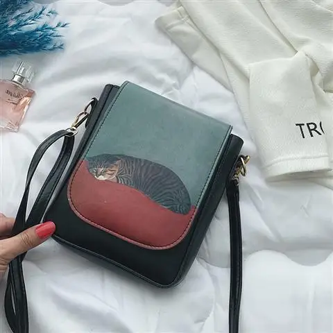 

cartoon retro small square bag women's new high-level bag foreign temperament feeling a hundred shoulder oblique cross-pack