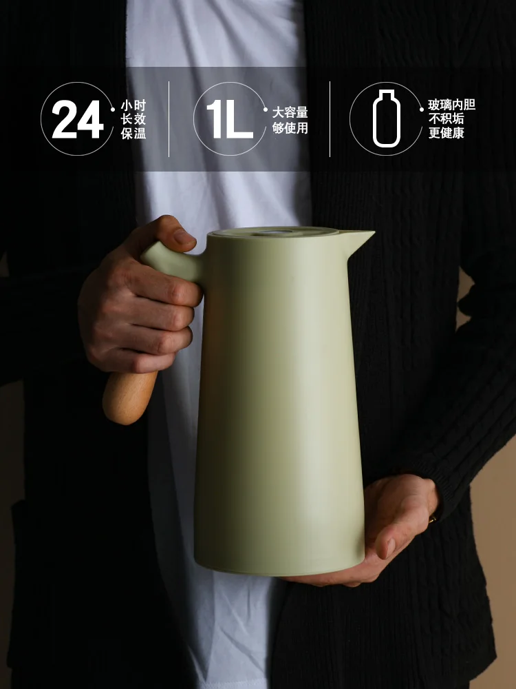 Стеклянная подкладка без грязи деревянная ручка прессования бутылки горячей