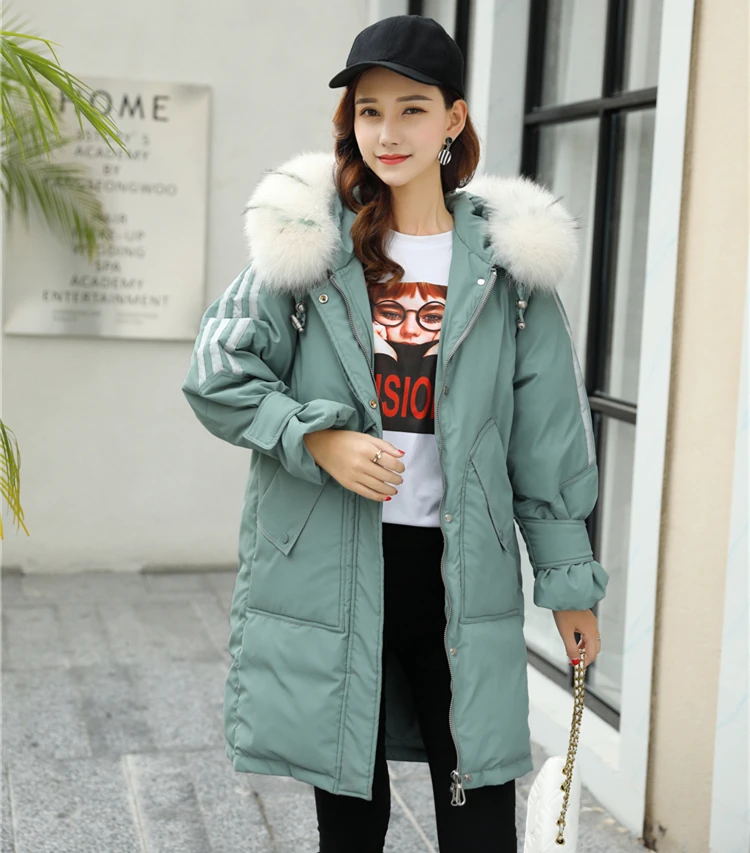 Женское зимнее пальто с капюшоном из натурального Лисьего меха белое на утином