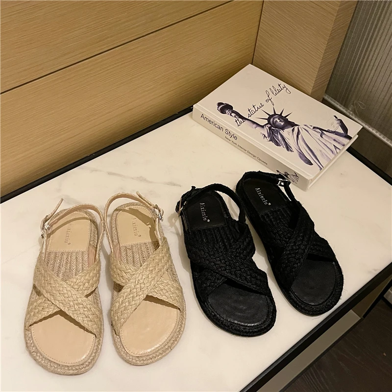 

New simple and versatile woven sandals fashionable shallow mouth cross strap sandals