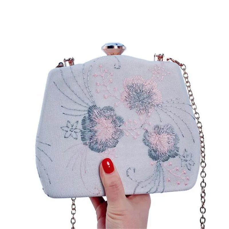 

2022 Velvet Evening Clutch Embroidery Flowers Wedding Party Bags For Women Luxury Evening Box Banquet Purse Drop Shipping M614
