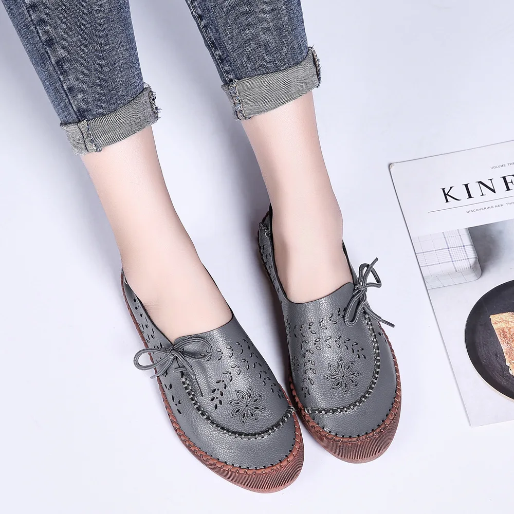 

2022 Summer Women Flats Hollow Soft Leather Shoes Woman Loafers Slip on Mocassin Femme Breathable Nurse Shoes Casual Women Shoes